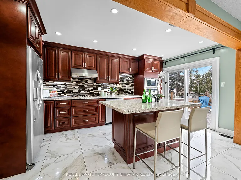 3118 Shadetree Dr — Photo 17