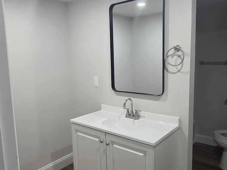 701 Pine St — Photo 11