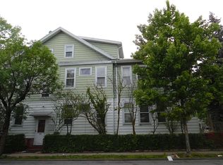 827 S 20th St, Newark, NJ 07108