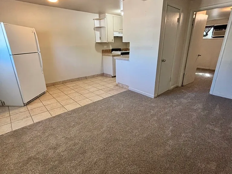2709 W Rose Hill St #8 — Photo 3