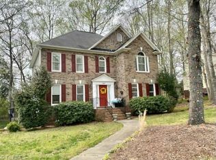 2260 Denise Ln, Winston Salem, NC 27127
