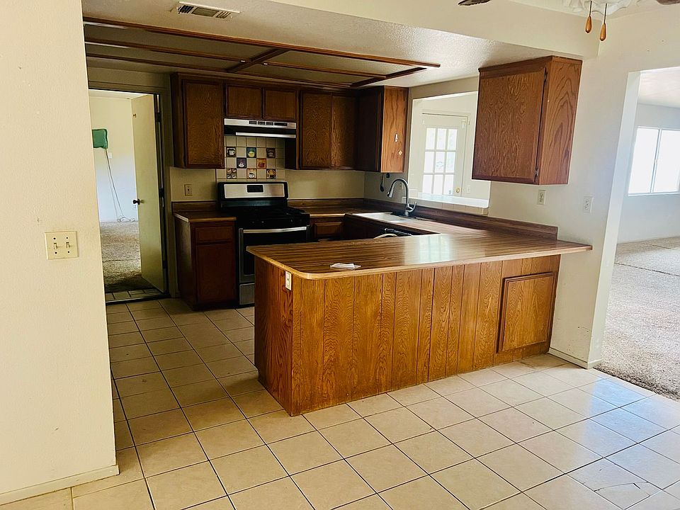 2nd image of 22260 Shandin Rd