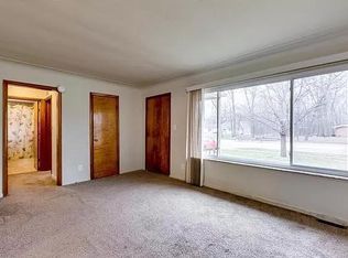 530 N Newburgh Rd, Westland, MI 48185