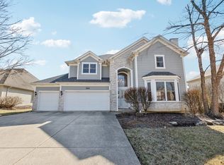 2515 Adamsway Dr, Aurora, IL 60502