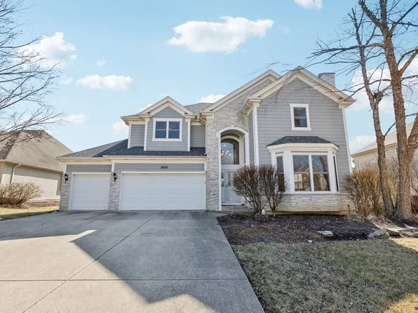 2515 Adamsway Dr, Aurora, IL 60502