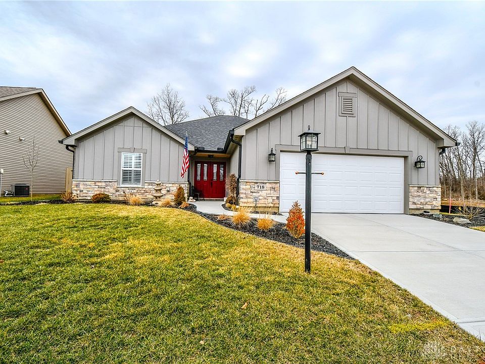 1st image of 718 Deerhurst Dr
