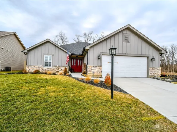 718 Deerhurst Dr, Vandalia, OH 45377