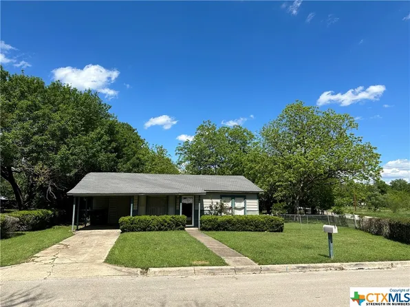 404 Faris St, San Marcos, TX 78666