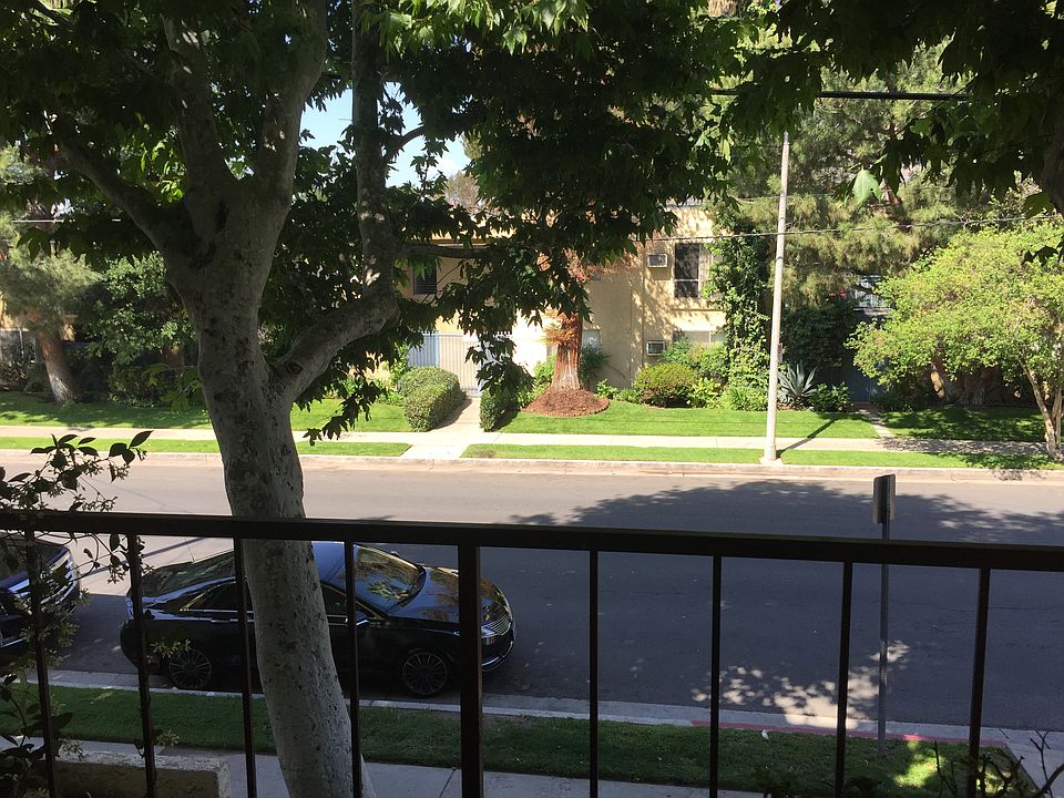 1st image of 9960 Owensmouth Ave Unit 5