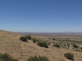 Alameda Rd, Apple valley, CA 92308