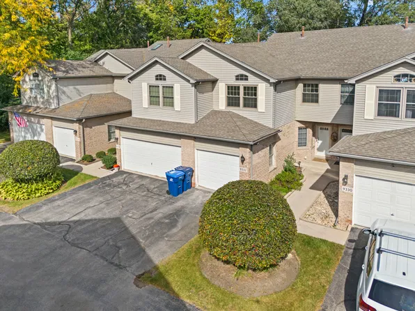 9332 S 79th Ave, Hickory Hills, IL 60457