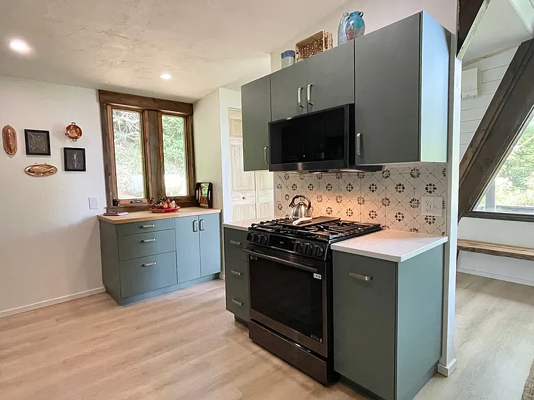 128 Edelweiss Cir — Photo 5