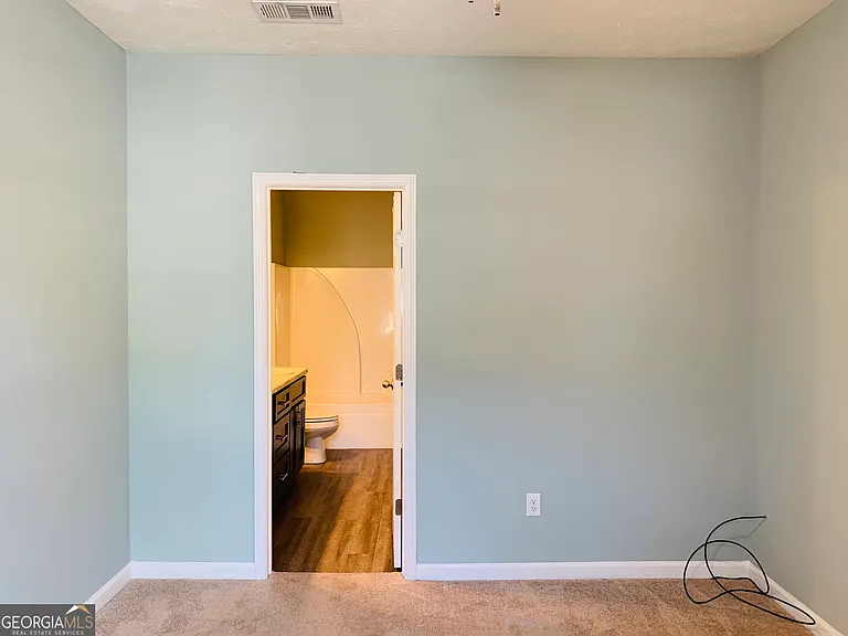 621 Jefferson St #A — Photo 11