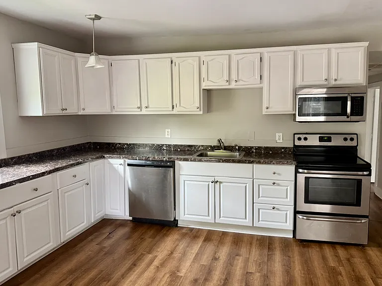 187 Washington St #B — Photo 10