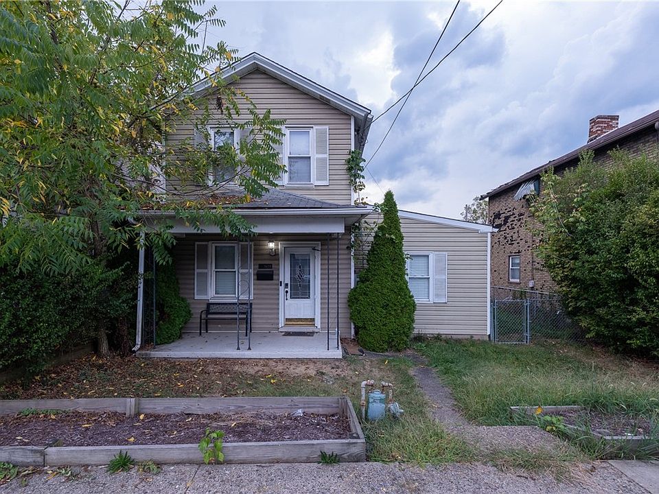 1st image of 1618 W Railroad St
