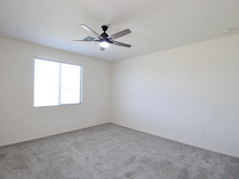 17864 W Paraiso Dr — Photo 16