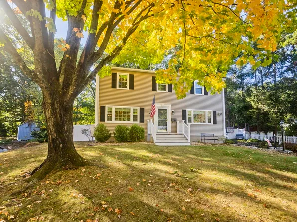 214 Wimbleton Dr, Longmeadow, MA 01106