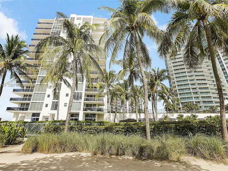 10275 Collins Ave #201 — Photo 3