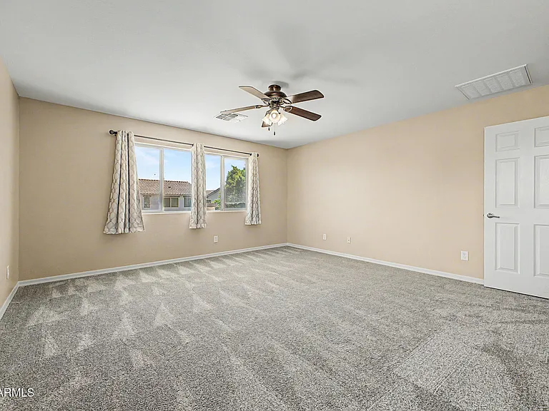 2531 E Eleana Ln — Photo 21