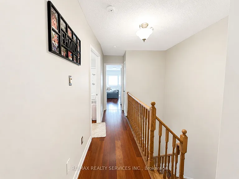 6897 Bansbridge Cres — Photo 7