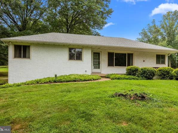 2464 Kelly Rd, Warrington, PA 18976