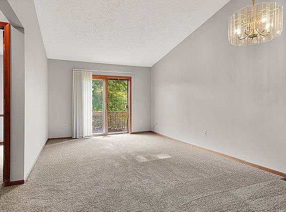 Living room/ Dining Room
