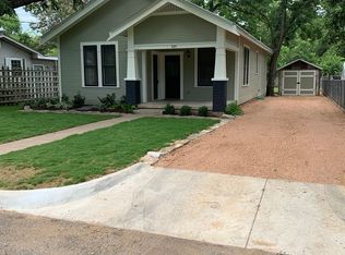 424 Plum St, Fredericksburg, TX 78624