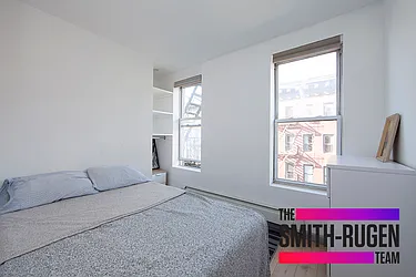 Rented by R New York