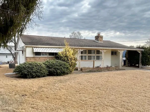 298 Oak St, Florence, NJ 08518