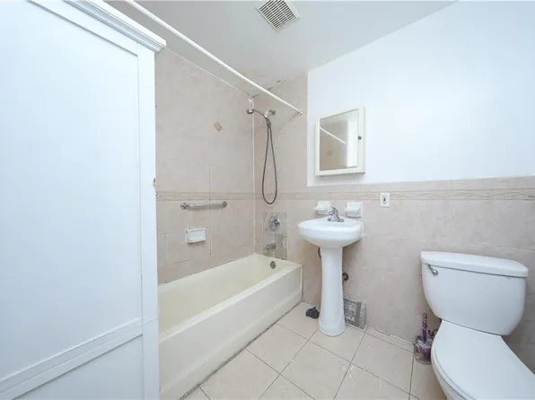 517 Milford Street image 21 of 32