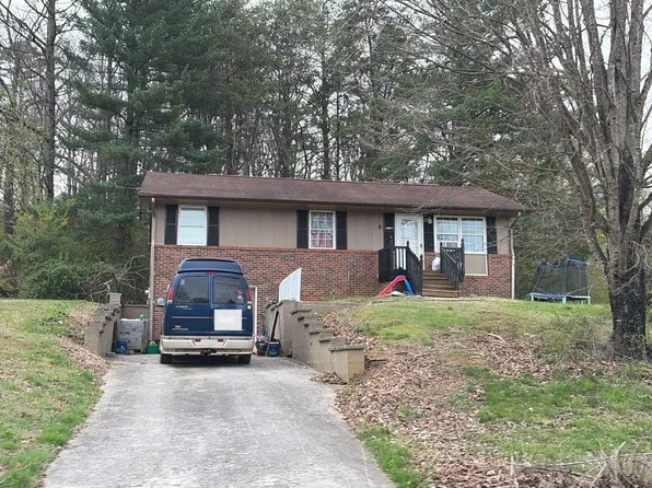 1416 Dandelion Cir, Morristown, TN 37814