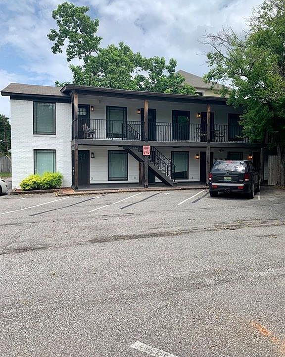 1st image of 907 15th Ave APT 11