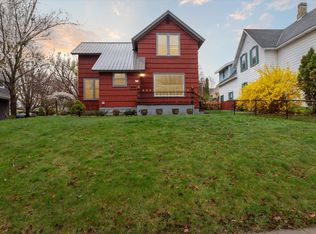 365 3rd St, Manistee, MI 49660