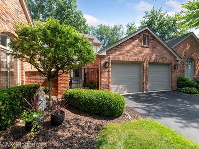24030 Bingham Pointe Dr #3, Franklin, MI, 48025