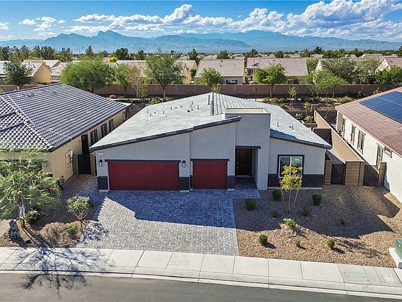 2nd image of 7737 Nestor Creek Ln