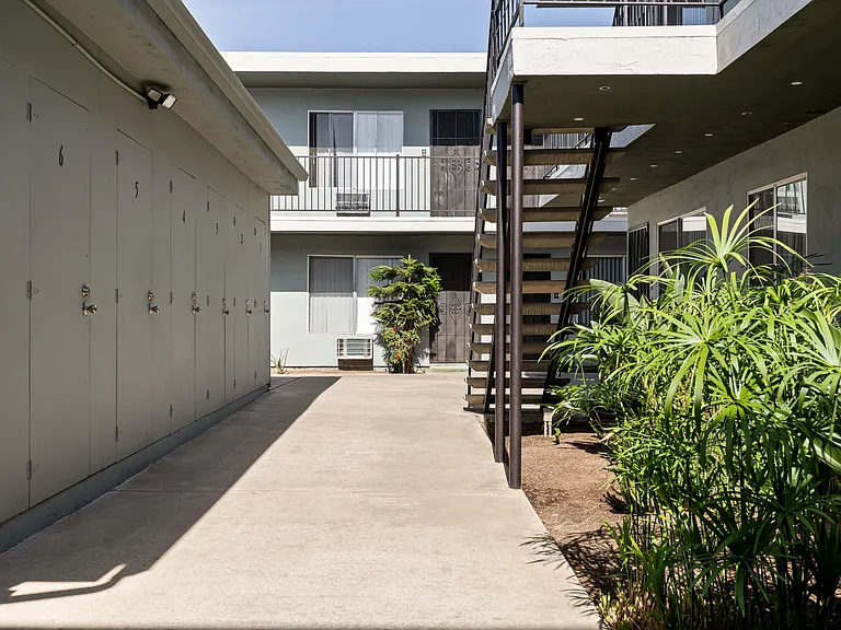 Terre at E Park — Photo 18