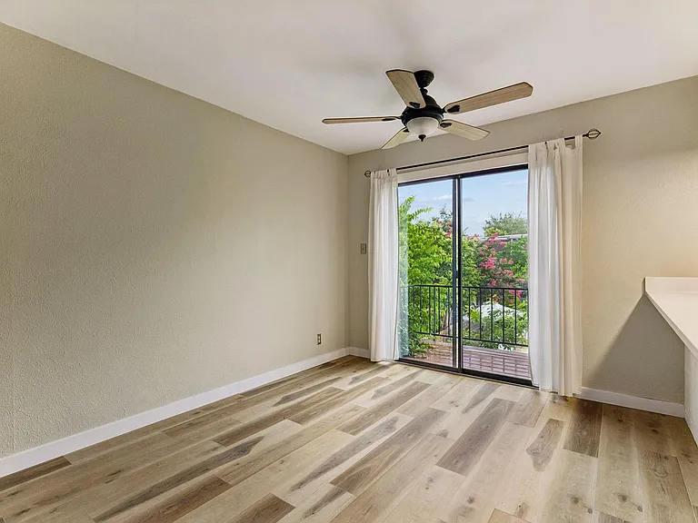 7801 Shoal Creek Blvd #224 — Photo 10