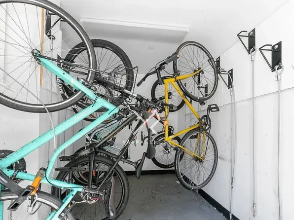 39 East 21st Street image 18 of 25