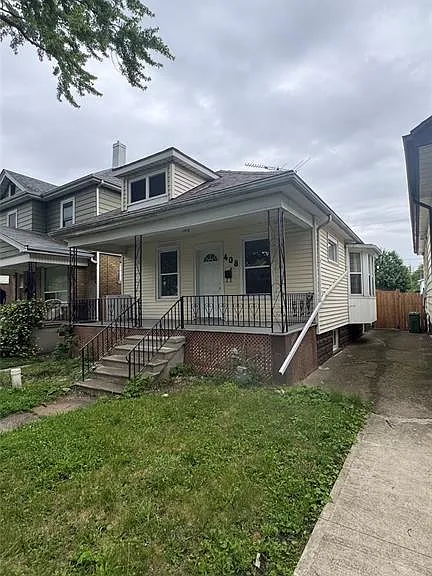 408 Elm Ave — Photo 1