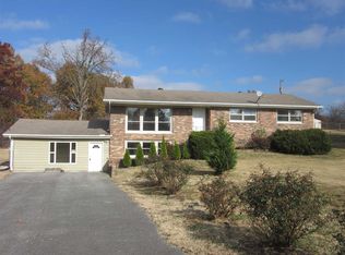 120 Ridgemont Rd, Paducah, KY 42003