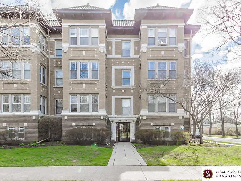 400 N Taylor — Photo 28