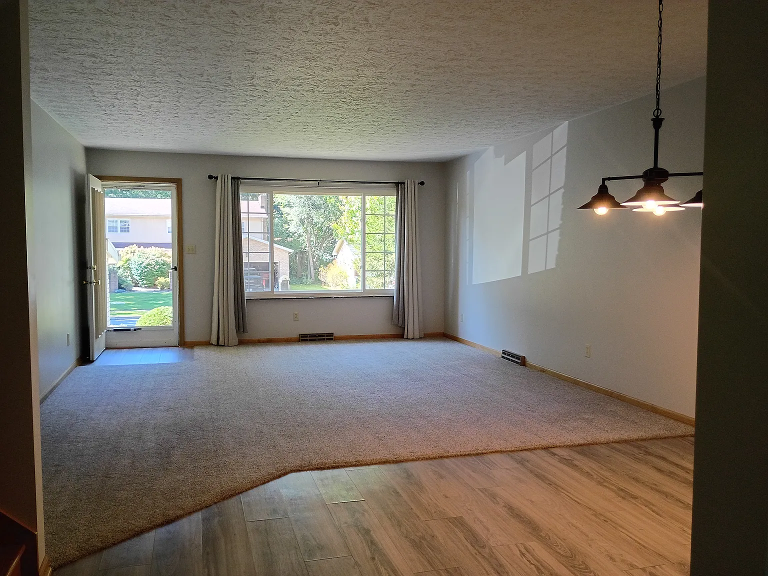 4207 Woodpark Dr — Photo 3