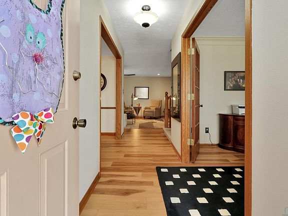 4th image of 2324 Mohawk Ct