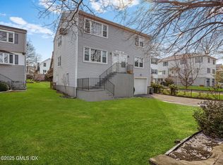 171 1/2 Henry St, Greenwich, CT 06830