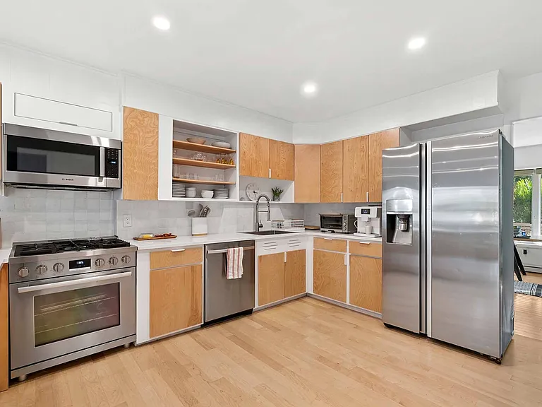 109 Adams Dr — Photo 14