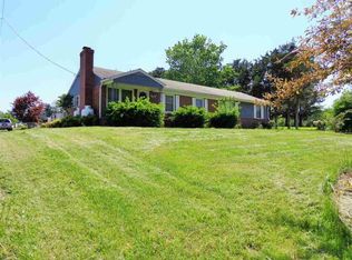 421 Hermitage Rd, Staunton, VA 24401