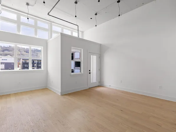 1800 S Watkins St #32, Chattanooga, TN 37404