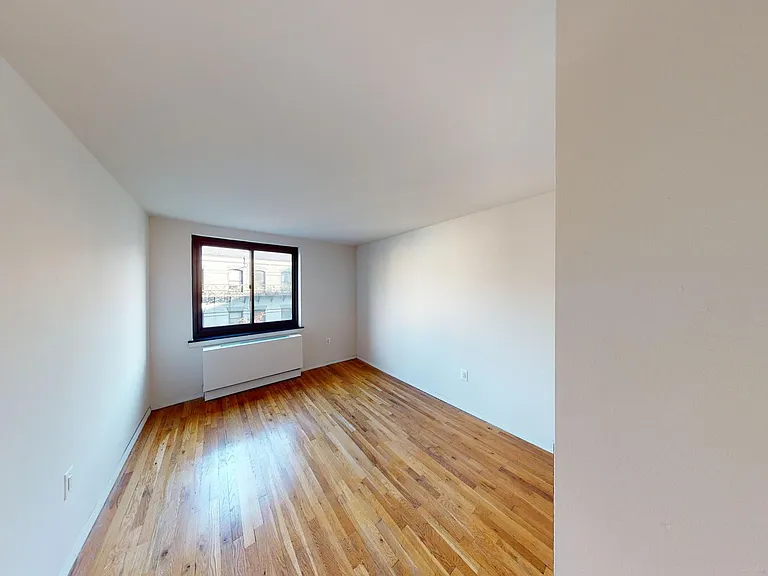 284 Mott St #4E — Photo 9