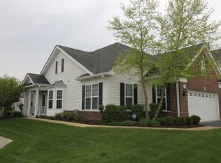 1016 Pinehurst Ct, Elgin, IL 60124