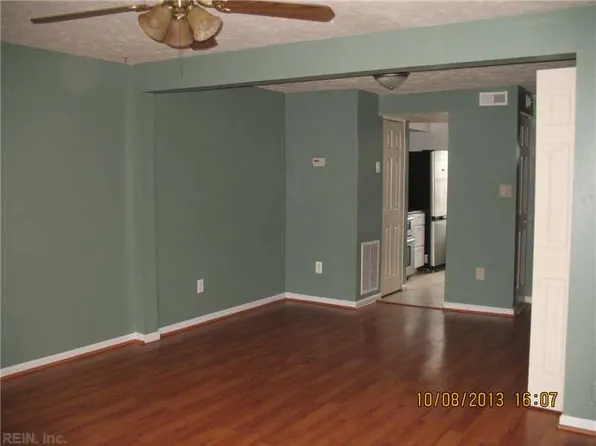 46 Lucinda Ct, Hampton, VA 23666